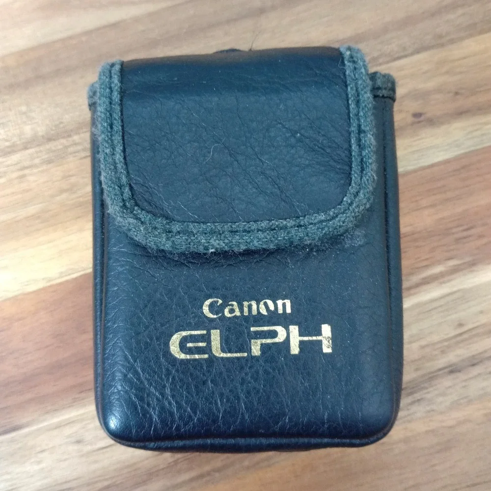 Canon Elph 2 Digital Camera Point‎ and Shoot Silver Japan 23-46mm Zoom Tested
